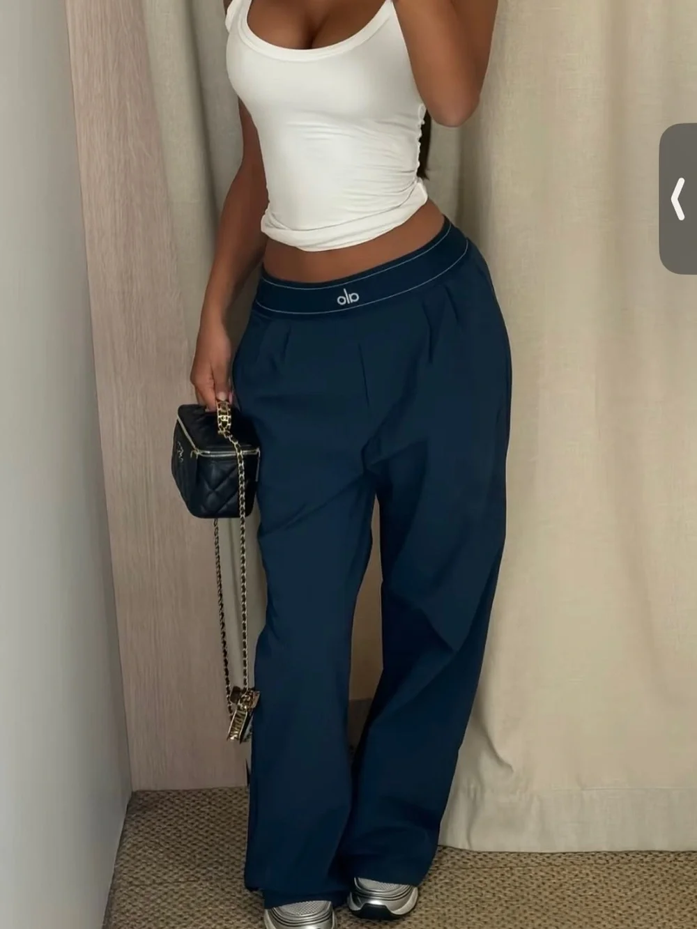 ALO Yoga Deep Navy Wide-Leg Pleated Waistband Pants